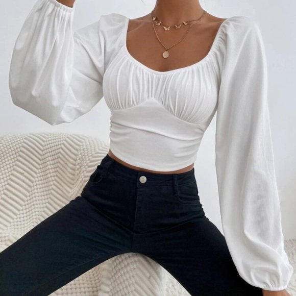 Lantern sleeve crop - Picture 3 of 7